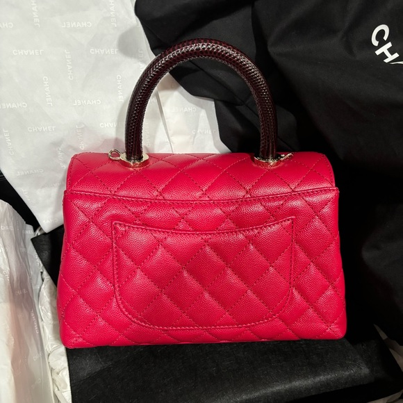 CHANEL 21K Small Raspberry Pink Lizard Embossed Coco Handle - Picture 3 of 9